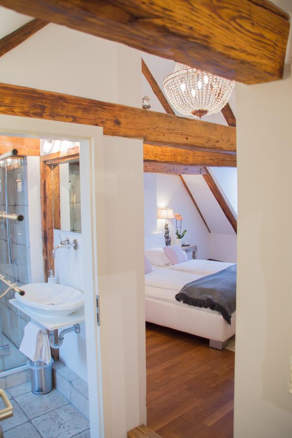 L'Ostello Altstadthotel Ρέγκενσμπουργκ Εξωτερικό φωτογραφία